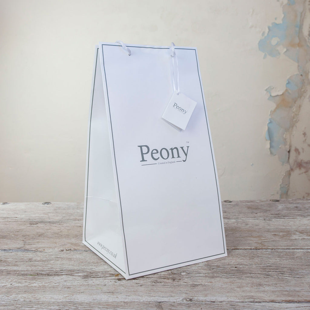 White, Bouquet Gift Bag Peony