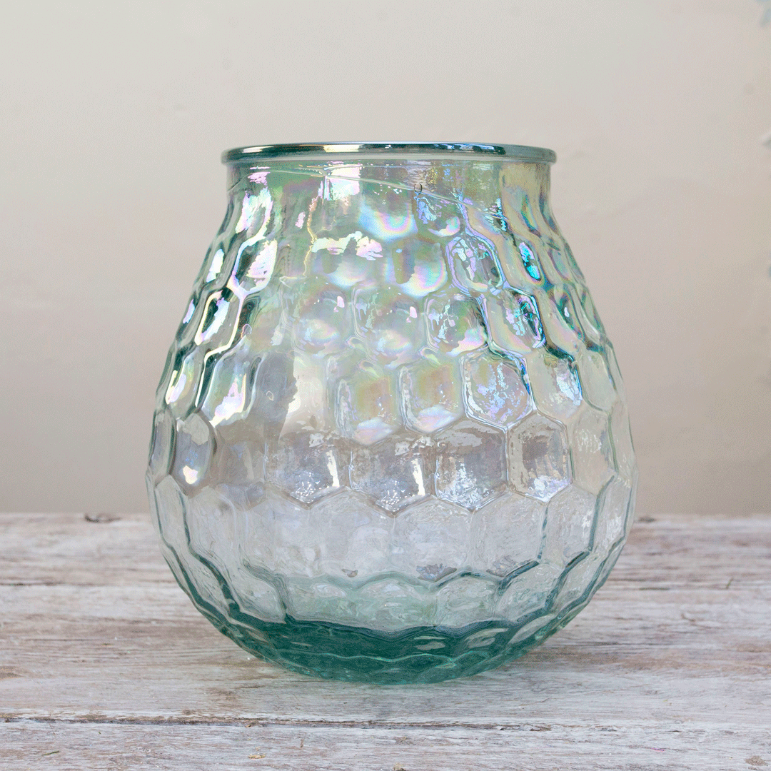 Large coral textured vase with lustre finish. Peony