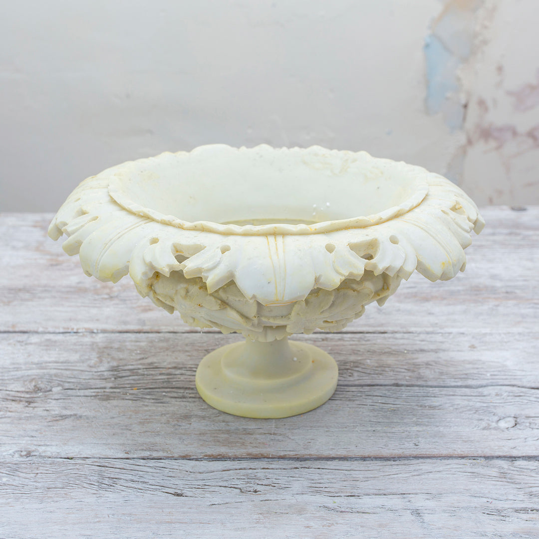 Ruckley footed resin leaf urn