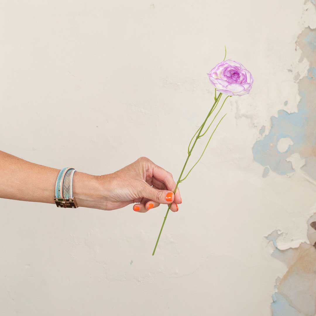 Lavender Ranunculus Stem with Leaves Peony