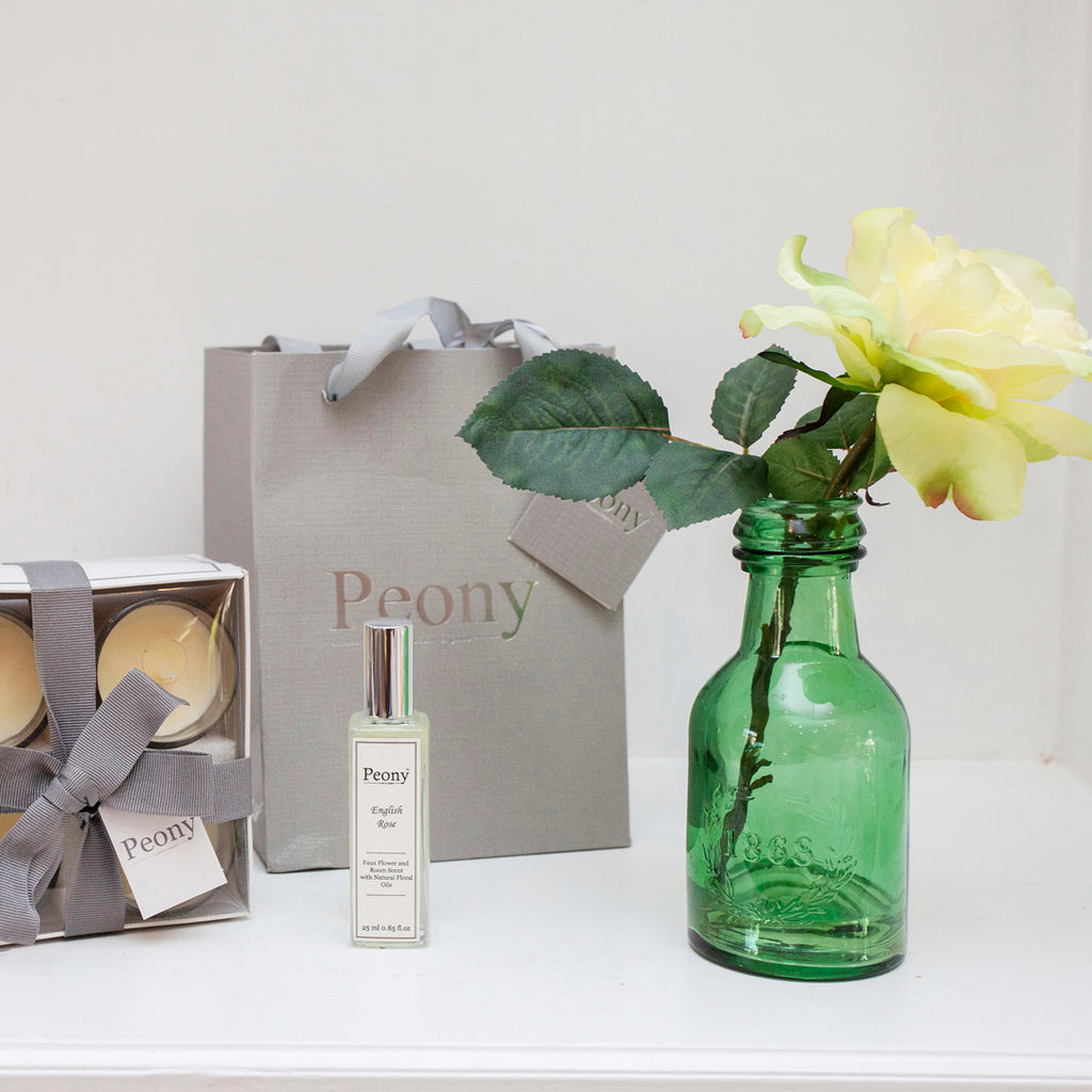 Artificial Lydia Rose Gift Set From Peony